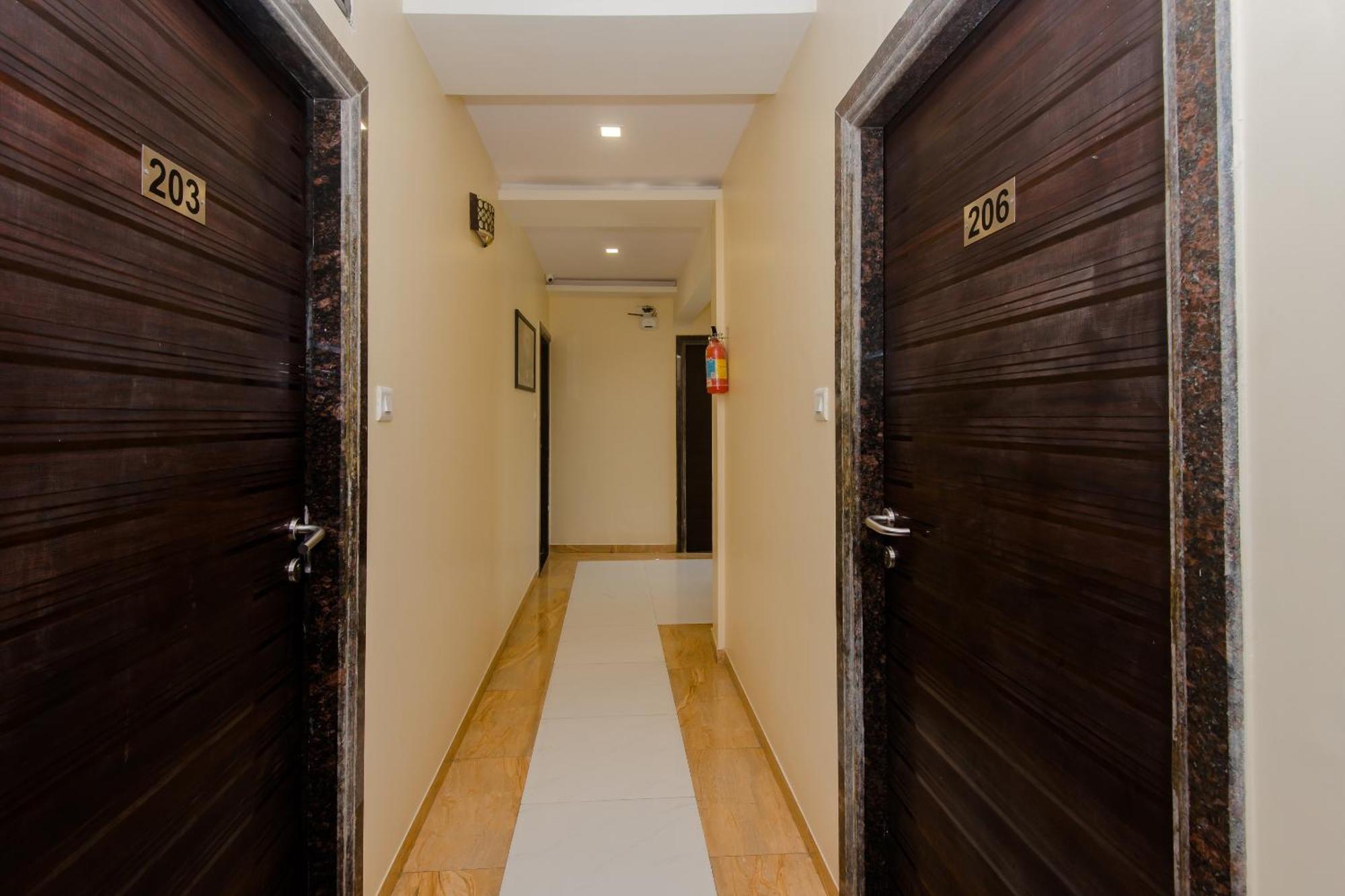 Hotel O Alfa Grand Near Chhatrapati Shivaji International Airport Mumbai Exterior foto